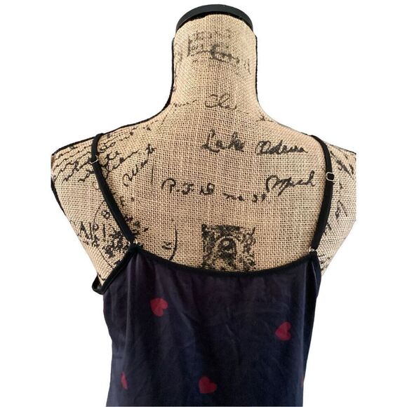 Gown   - Picture 6 of 8